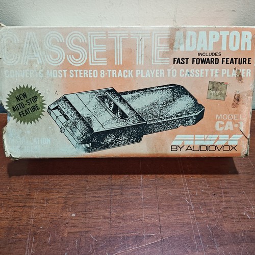 Track cassette adaptor - 8-track,