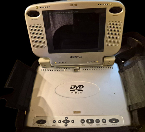 Audiovox portable dvd player - dvd,